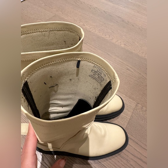 Cream chunky leather boot - Picture 5 of 8